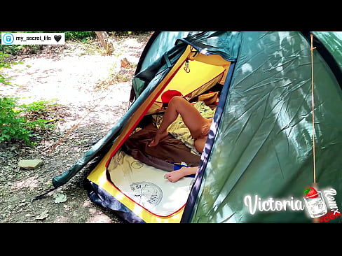 ❤️ Nakuha sa camera Madamdaming haltak off Stranger in a tent ❤❌ Porno fb sa tl.sex78.ru